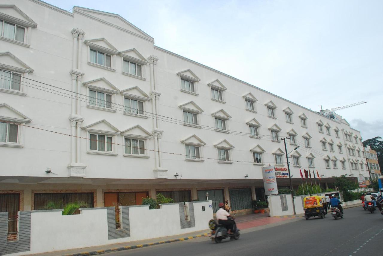 Parijatha Gateway Otel Bangalore Dış mekan fotoğraf