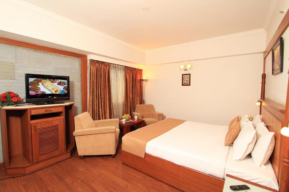 Parijatha Gateway Otel Bangalore Dış mekan fotoğraf